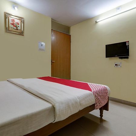 Oyo Hotel Satguru Jamshedpur Zewnętrze zdjęcie