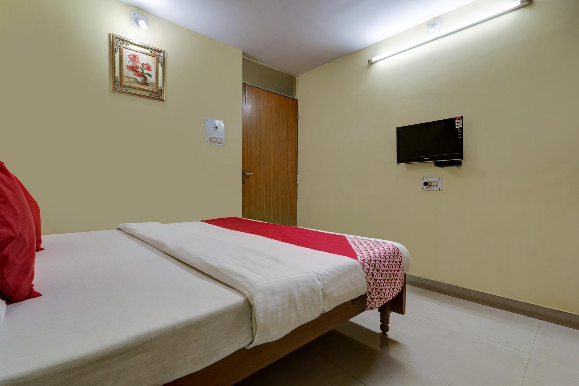Oyo Hotel Satguru Jamshedpur Zewnętrze zdjęcie